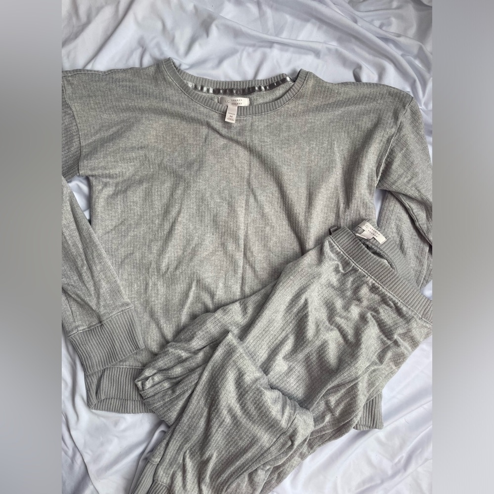 Lauren Conrad matching lounge set